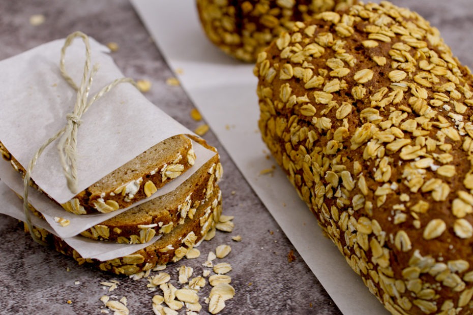 Pausenbrot mit Roggen und Haferflocken