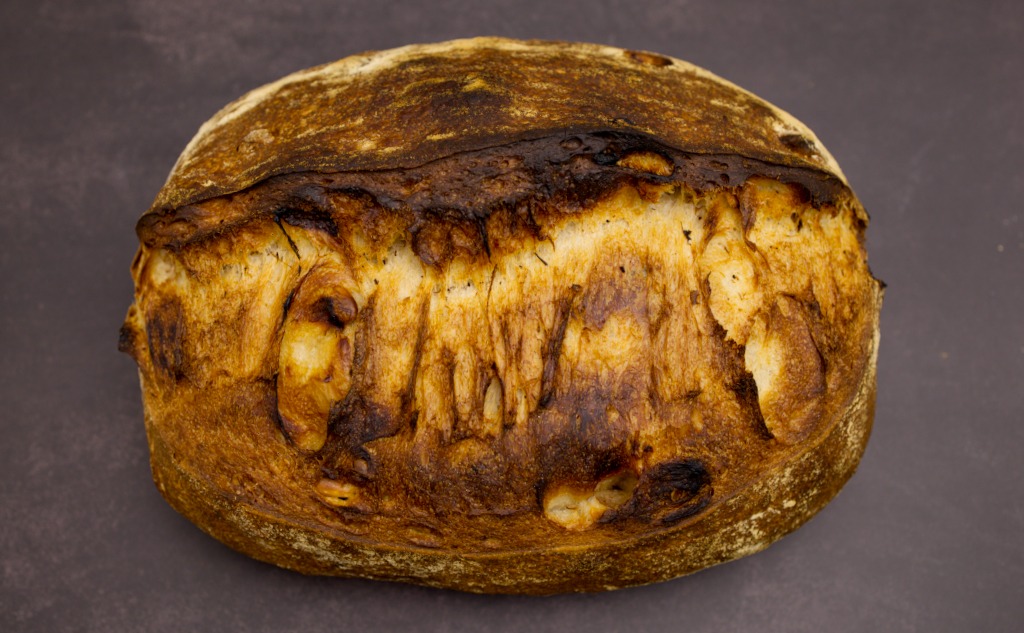Erdnuss-Früchtebrot