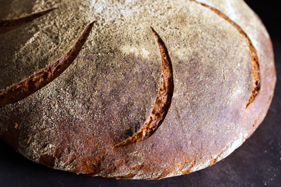 Odenwälder Bauernbrot - das perfekte Brot für Sauerteiganfänger- el gusto