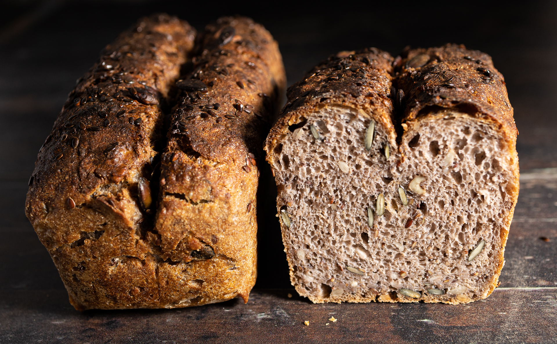 Kastenbrot mit Körnern